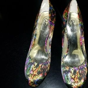 Multi color platform pumps.